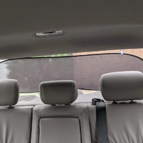 Sluneční clona na kufr – Optimální sluneční ochrana v autě