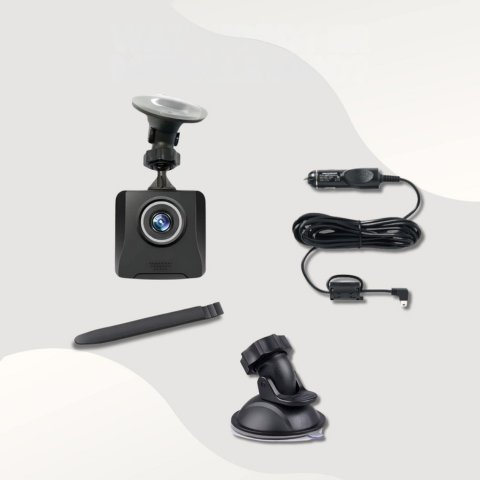 كاميرا مدمجة — حماية كاملة على الطريق