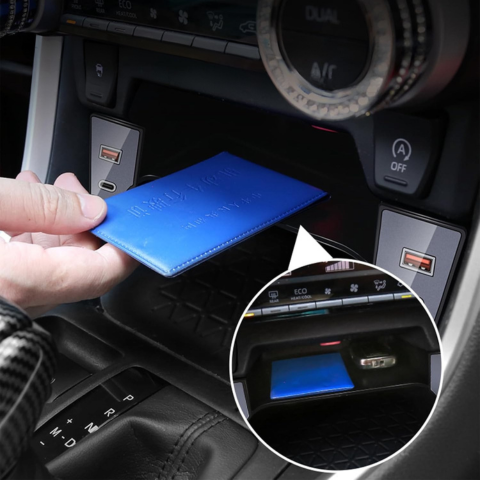 Hub USB per Auto — Ricarica Veloce e Installazione Discreta 