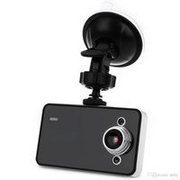 Dashcam Full HD so senzorom pohybu a nočným videním - bezpečnosť na cestách a nepretržité nahrávanie